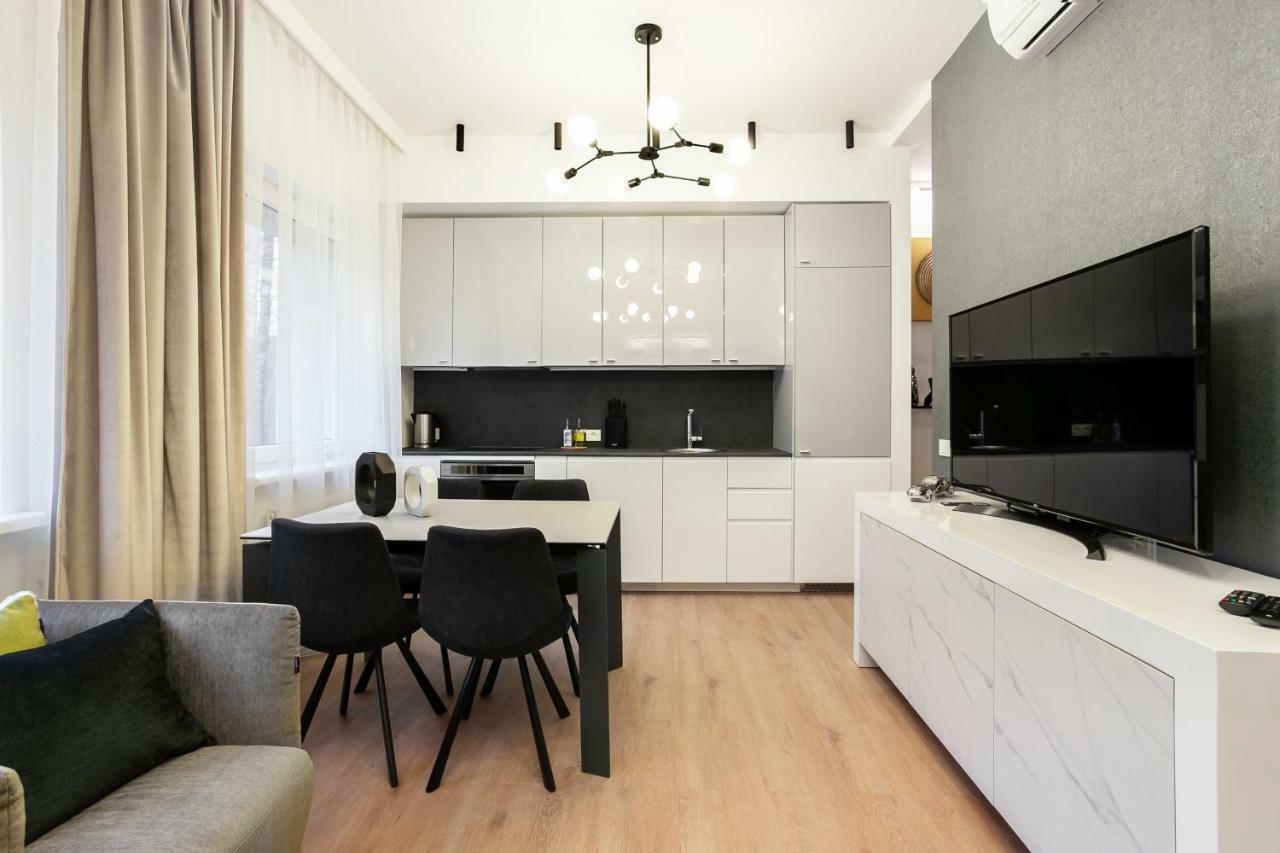 Luxury for everyone - Hills Park Lux Apartments 2 VNO Extérieur photo